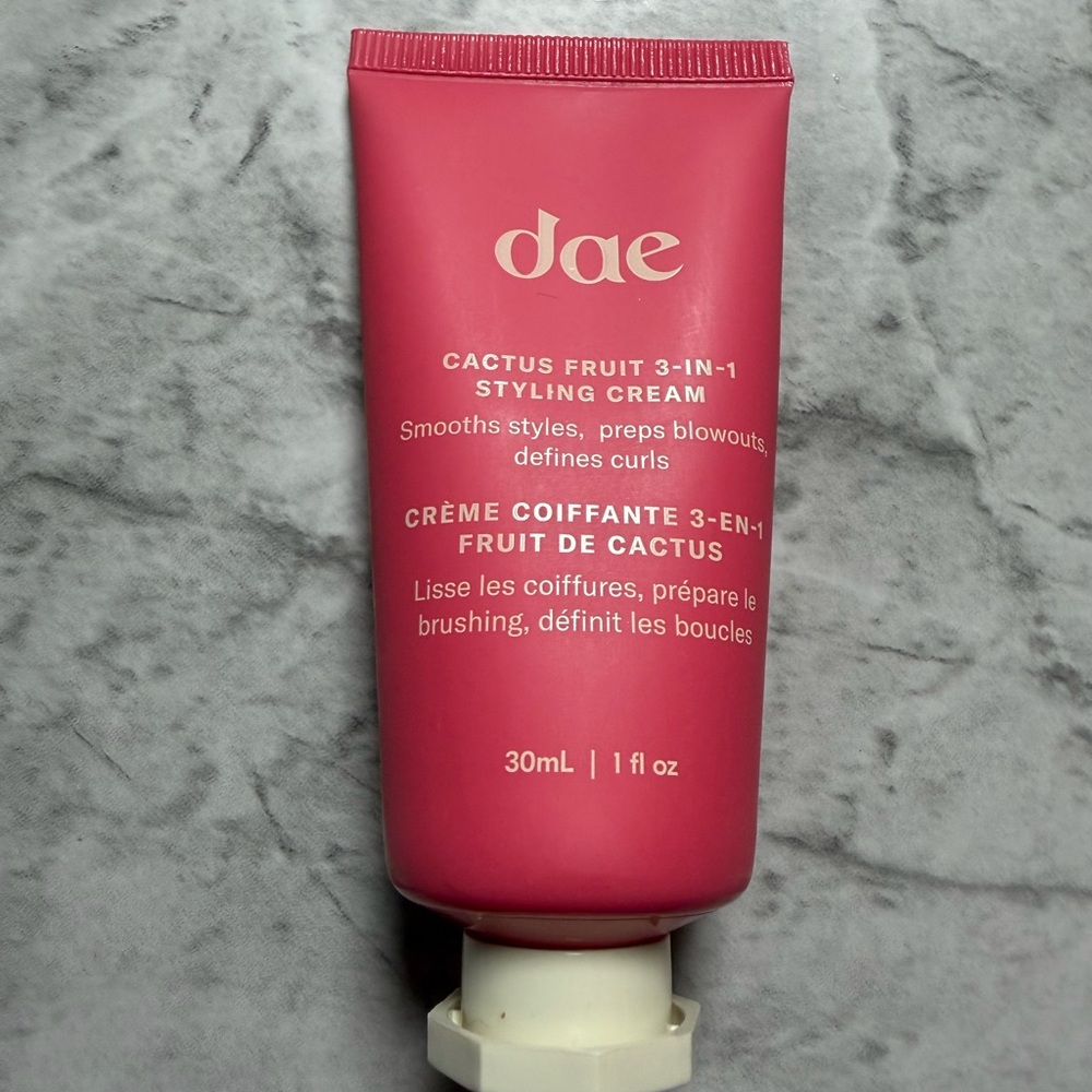 Dae Cactus Fruit 3-in-1 Styling Cream